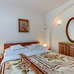 And By The Sea Gasthof Mali Lošinj