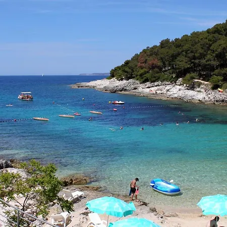 And By The Sea Penzion 3*